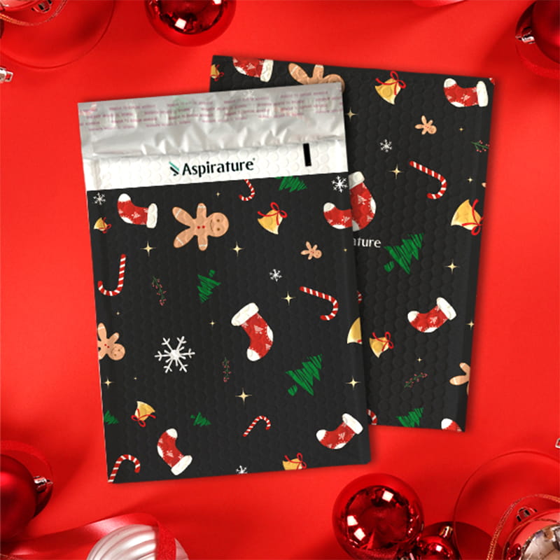 Sobre de polietileno personalizable con estampado de pan de jengibre navideño